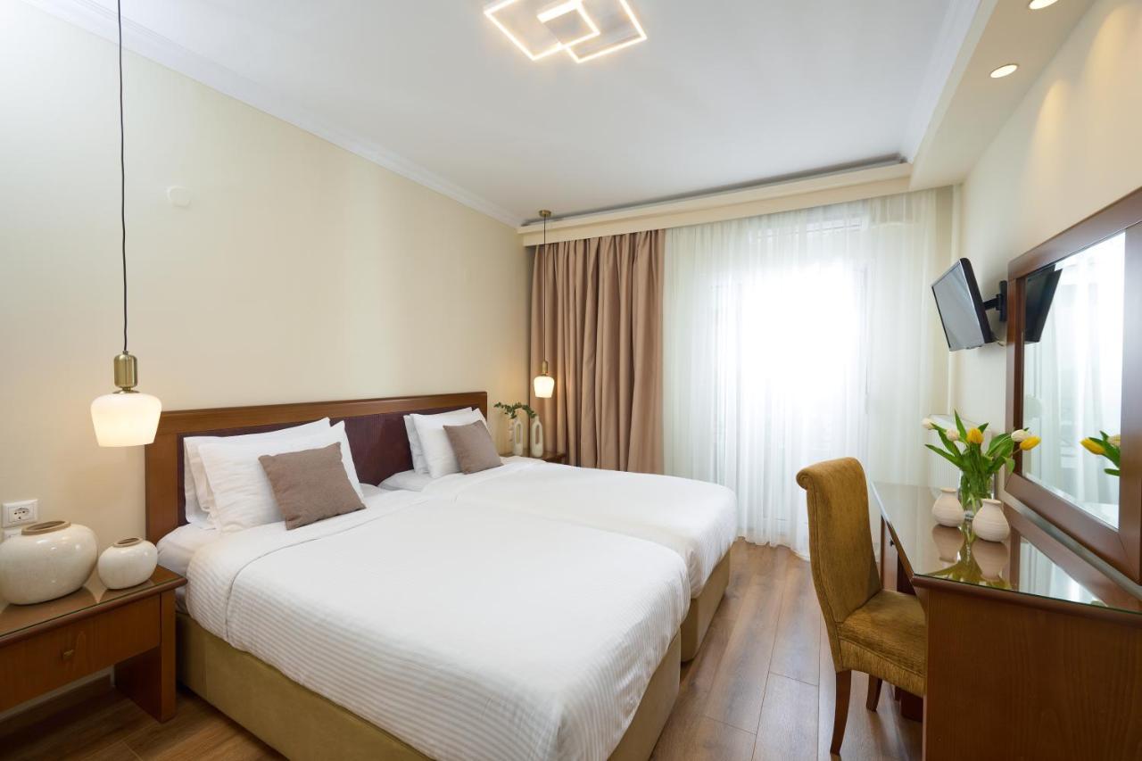 Filippos Hotel 3*