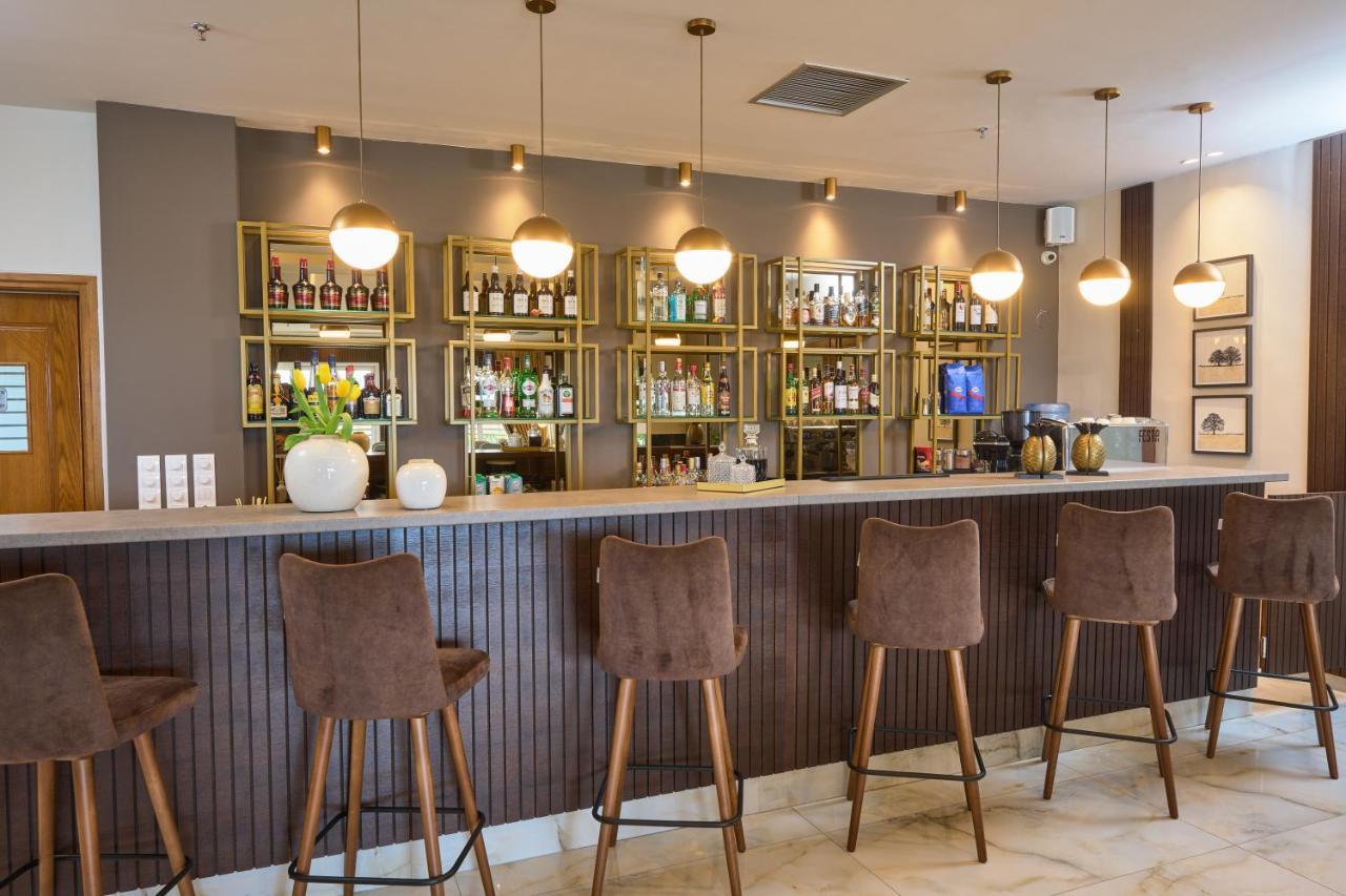 Hotel Filippos Chalkidona